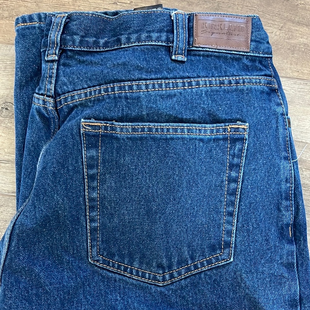 Kirkland Signature Jeans. Size 34x32.